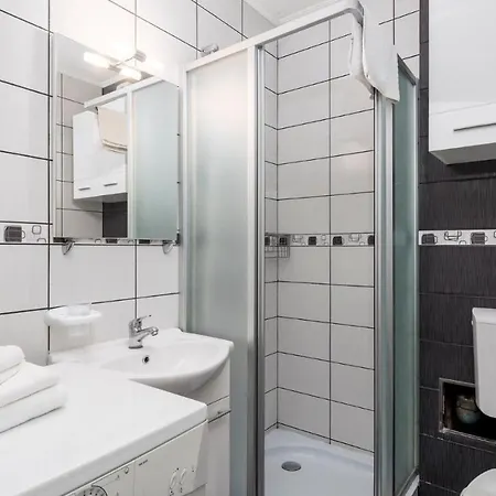 Appartement Rona Porat *